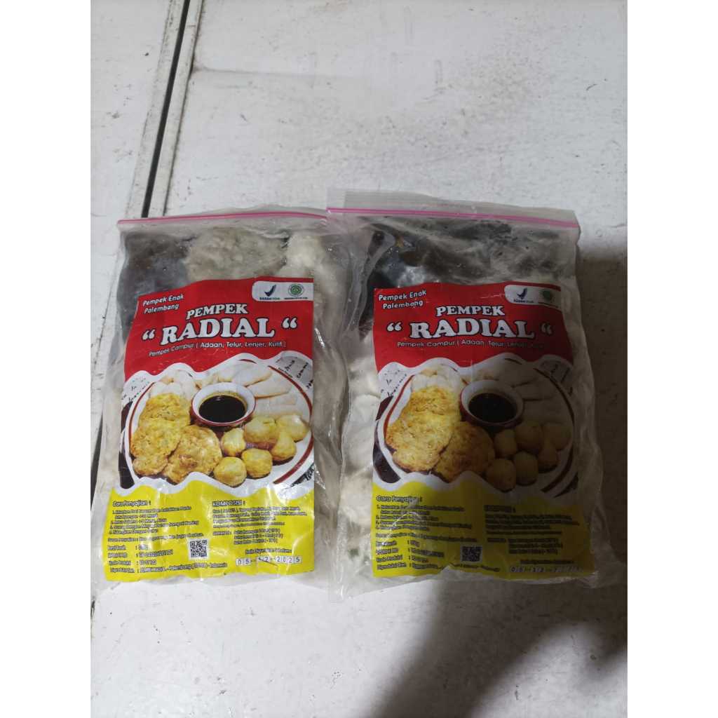 

Pempek Pem Pek Mpek Mpek Mpempek Mpekmpek Radial Asli Buatan Palembang Murah isi 25 campur (Telur/Kapal selam, lenjer)