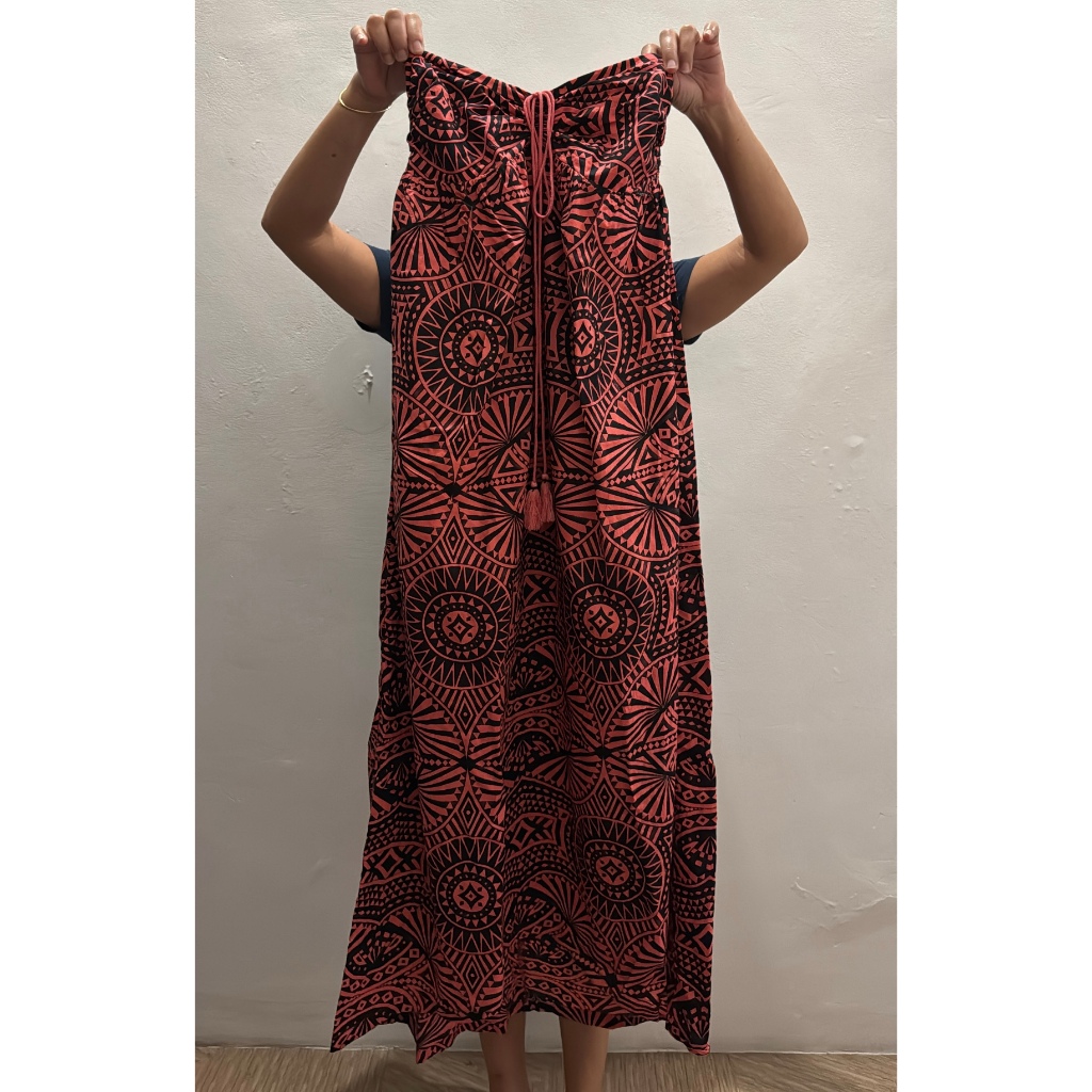 PRELOVED ROXY DRESS KEMBEN / LONG DRESS MERAH TRIBAL / DRESS PANTAI PANJANG MERAH WANITA