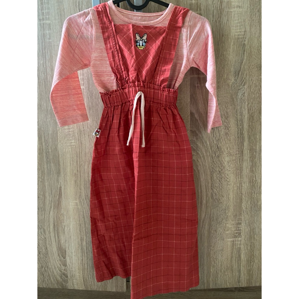 overall merk DONALD DUCK Size 4