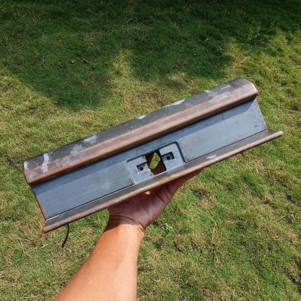 Tutup laci ORI dasboard L300 Bensin