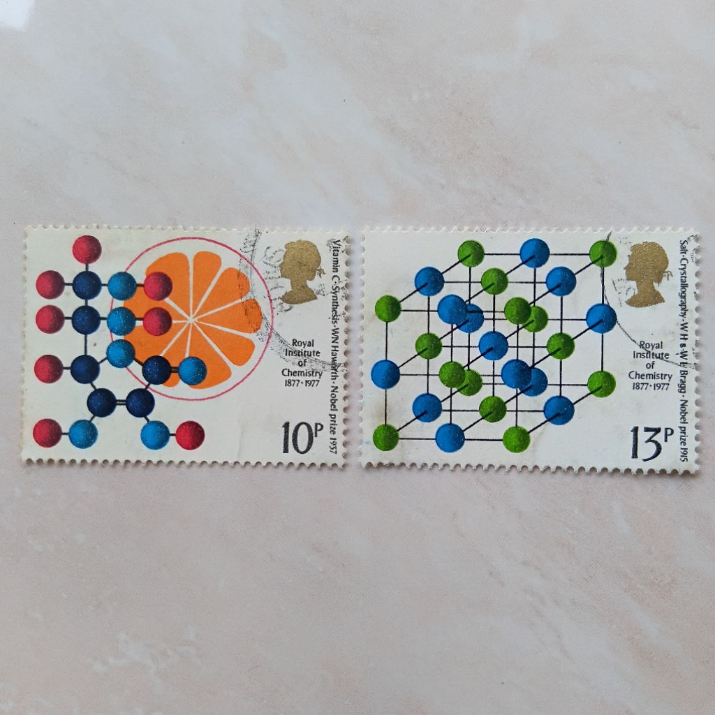 

Perangko Prangko Jadul Inggris UK Seri Royal Institute of Chemistry Centenary 2 Pcs 1977 - YN2592