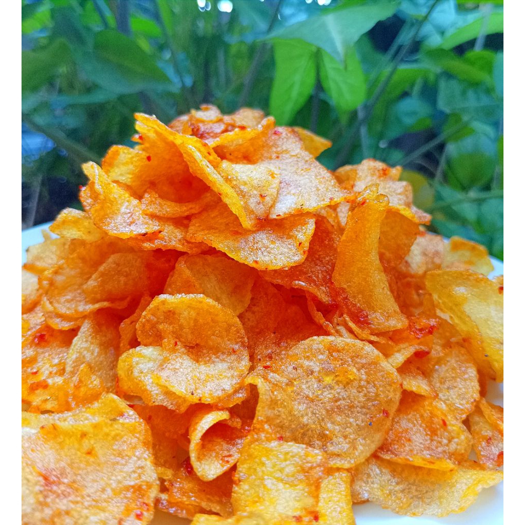 

PROMO!!! Keripik Kentang Balado Pedas Manis Renyah dan Enak uk Toples 1000 ml