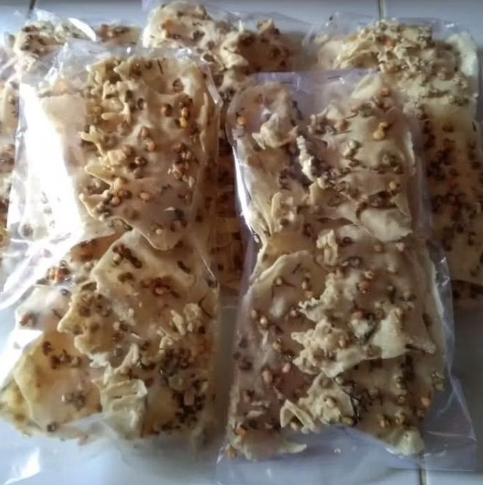 

5 BUNGKUS PEYEK KACANG HIJAU ORIGINAL & PEDAS