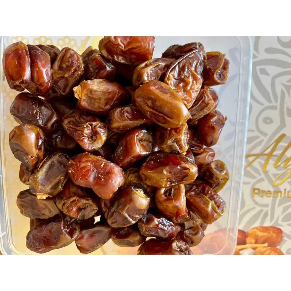 

KURMA MESIR KAIRO 1KG / KURMA MESIR / KURMA FRESH / MAKANAN KHAS ARAB SAUDI