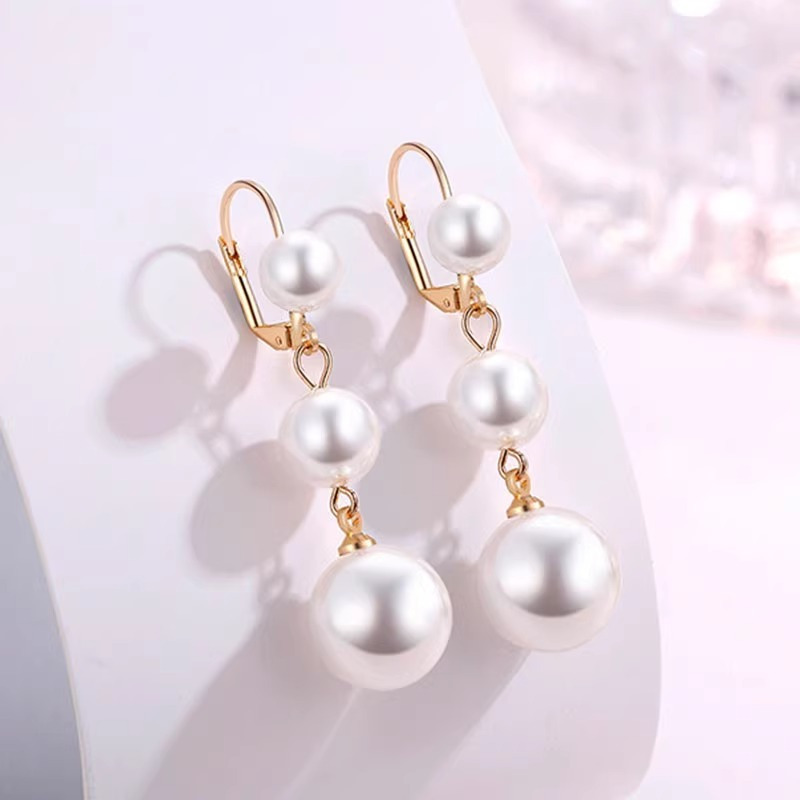 Anting Panjang Kasual Aksesoris Wanita Anting Wanita Titaniun Korea Earrings Emas Jumbai Mutiara Per