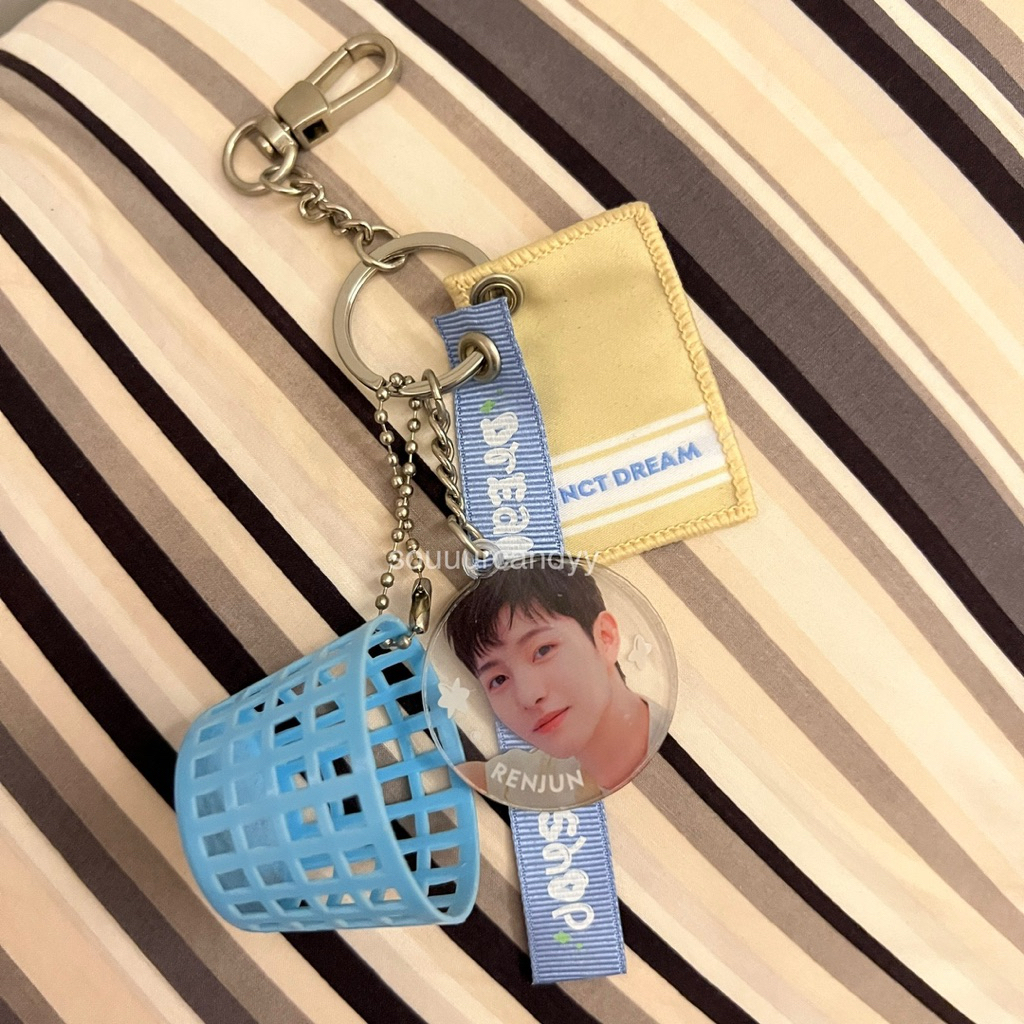 NCT DREAM - DREAM LAUNDRY SHOP KEYRING RENJUN