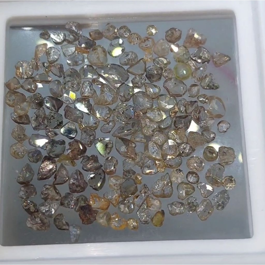 berlian mentah atau intan banjar