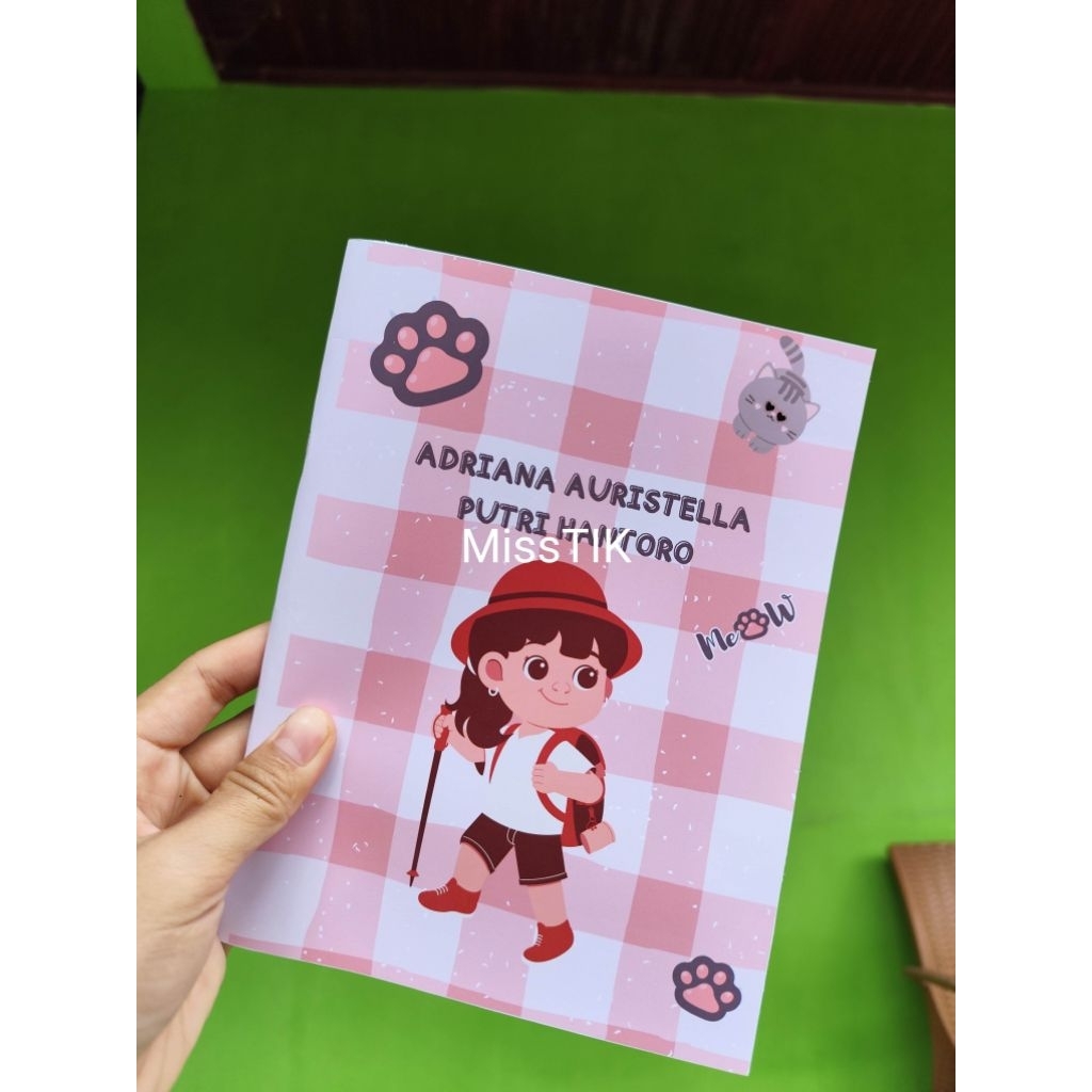 

Buku tulis custom karakter cewek