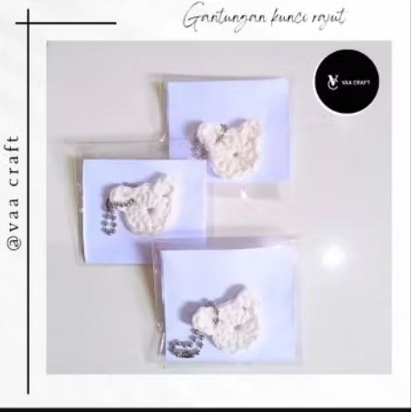 gantungan kunci / gantungan tas rajut motif lucu/ aksesoris tas buatan sendiri