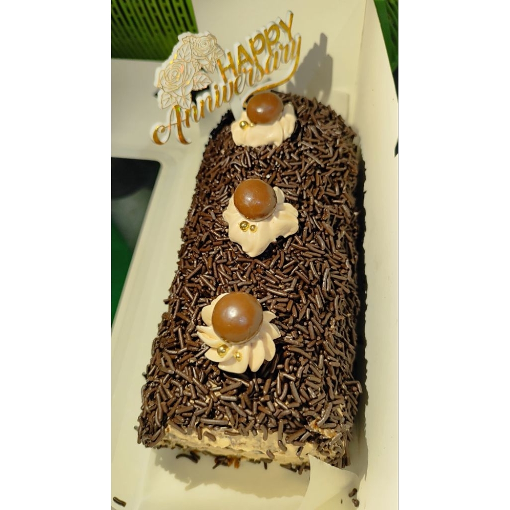 

Rollcake Choco Mocca fresh Oven (Only Instan Delivery)