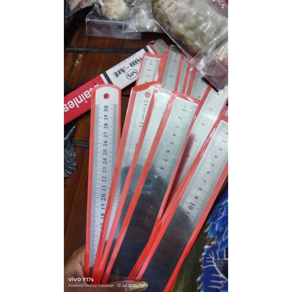 

Penggaris Besi 30cm