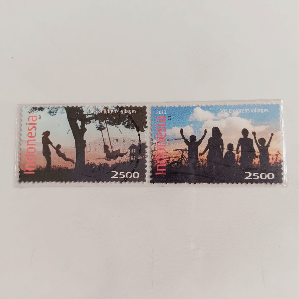 

(AB) Perangko Indonesia 2013 SOS Children's Villages Set Lengkap 2 pcs Used
