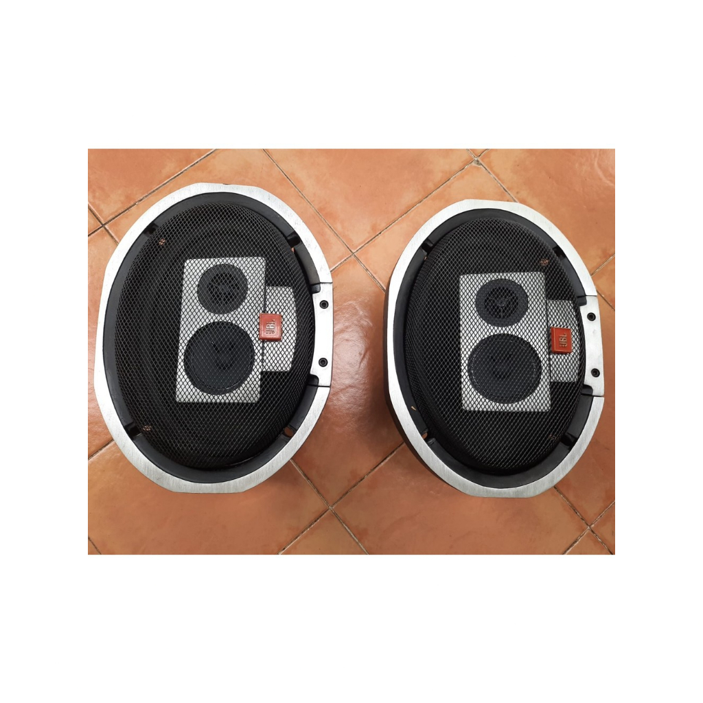 Speaker Audio Mobil Oval Vintage Legendaris JBL T545.