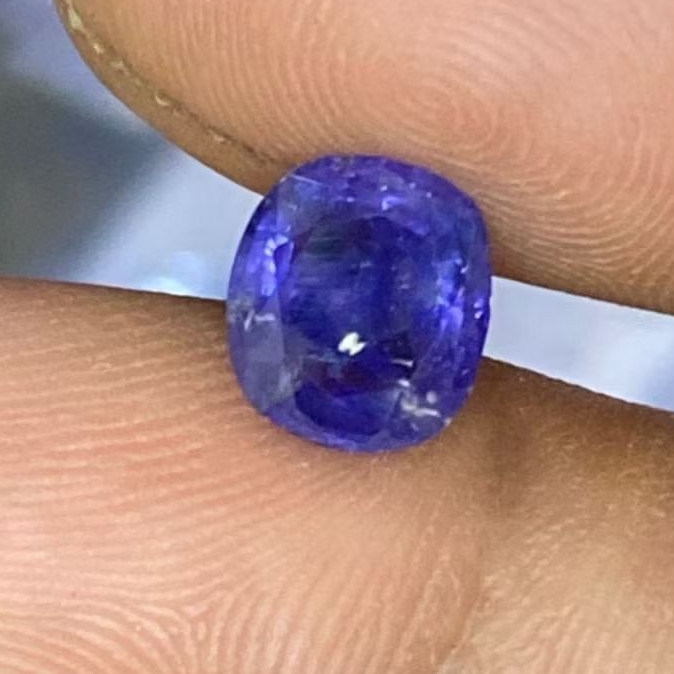 Natural Color Change Sapphire