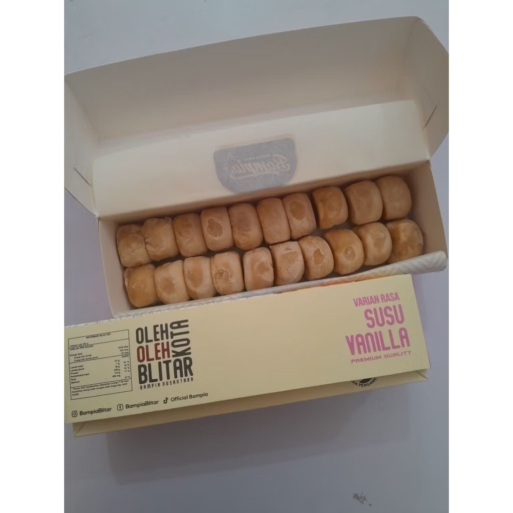 

BAMPIA SUSU VANILLA BAKPIA BASAH RASA SUSU VANILLA ISI 20 BIJI OLEH - OLEH KHAS BLITAR