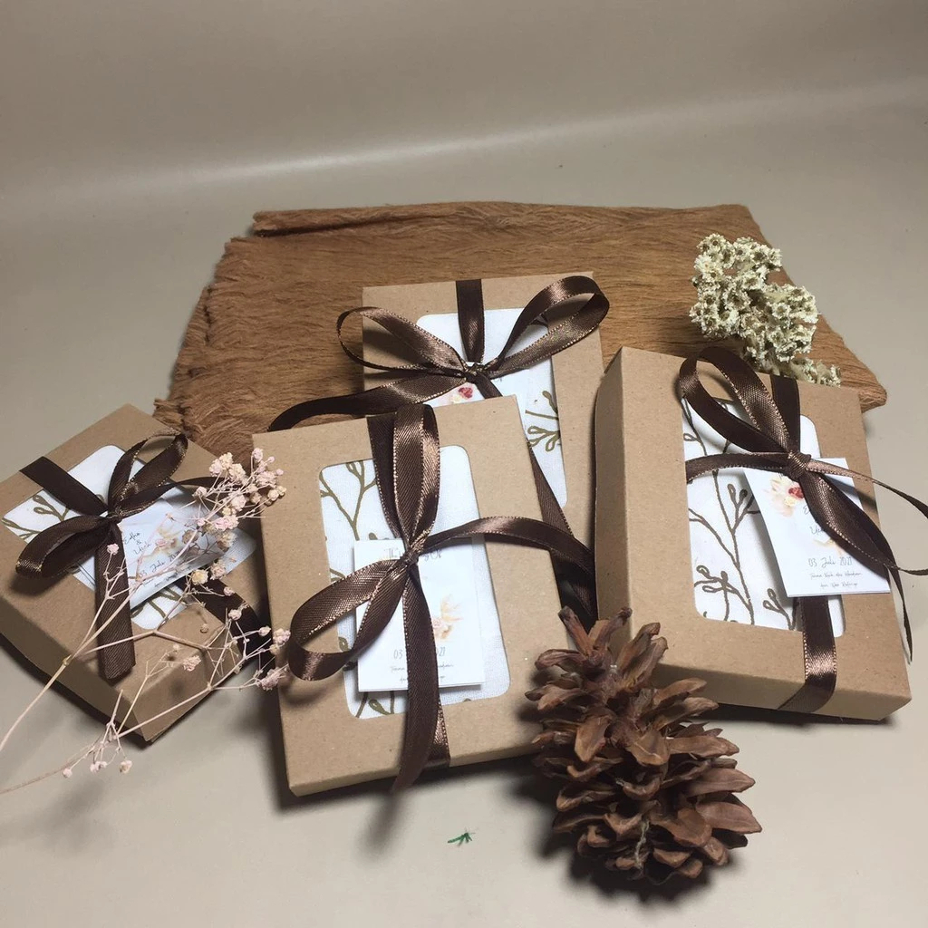 

Packaging Souvenir Pernikahan Extra Box Karton Terlaris dan Termurah