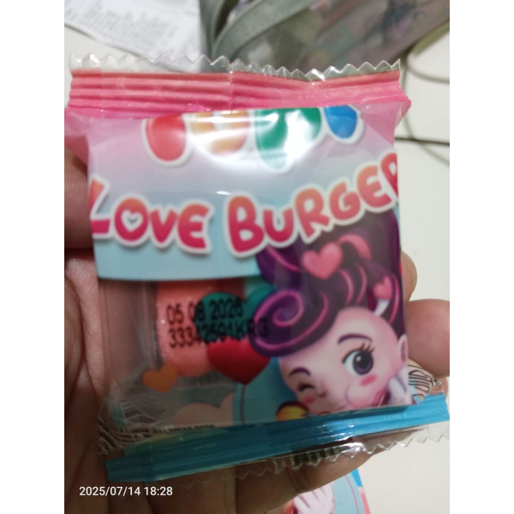 

yupi love burger