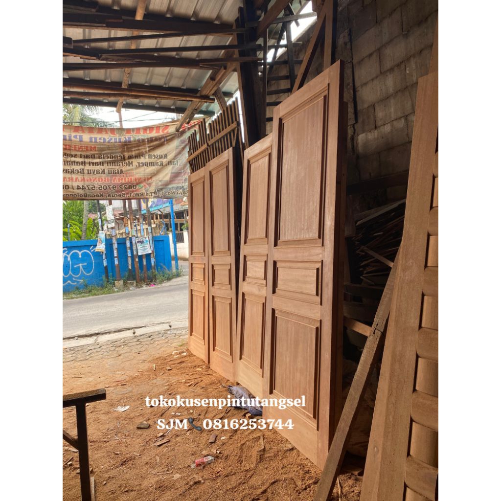 pintu panel minimalis bahan kayu kamper bekas olahan baru