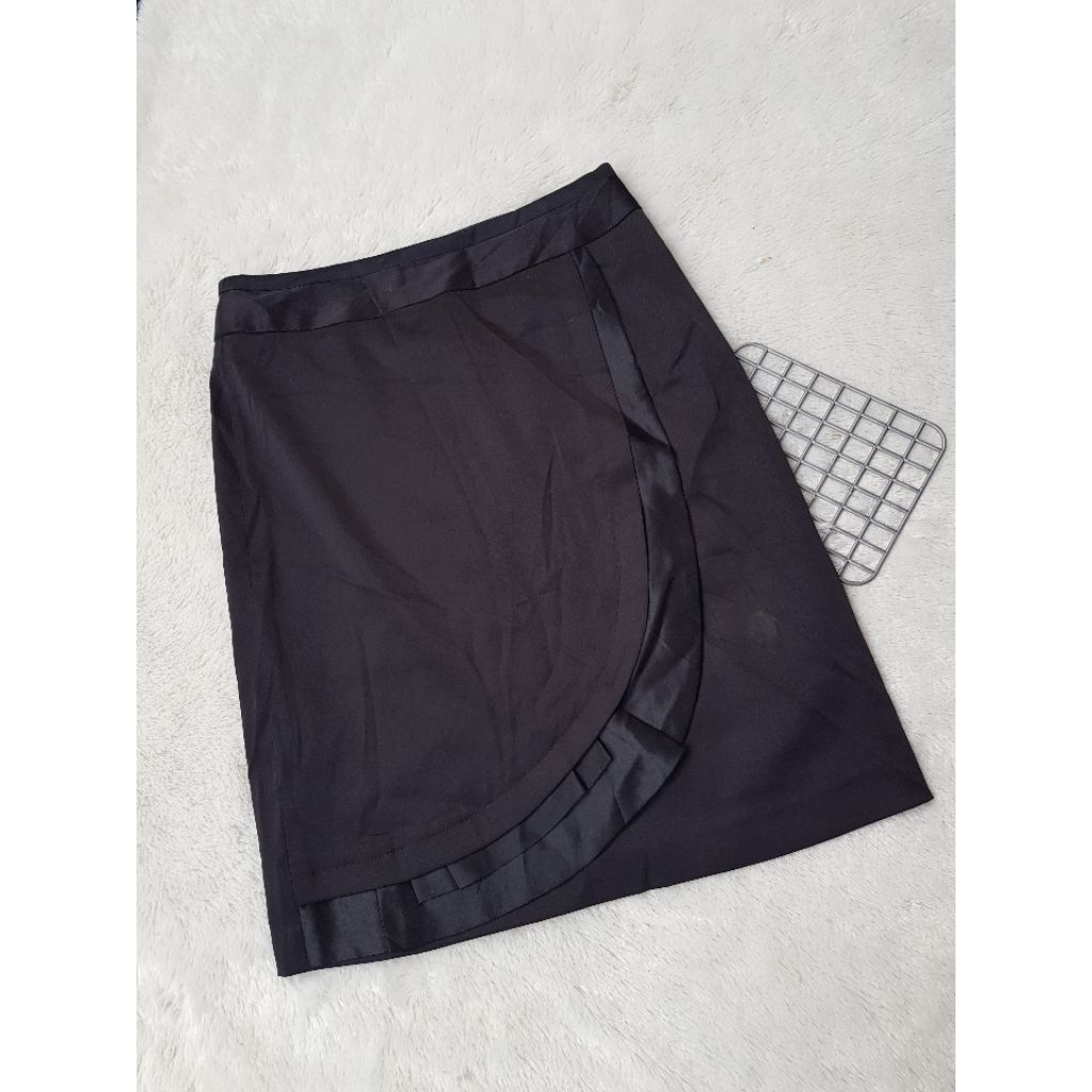 Rok hitam span / rok kerja / rok hitam pendek / rok hitam selutut