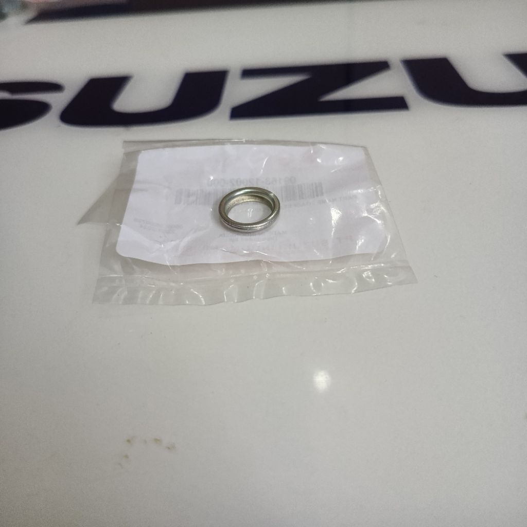 RING BAUT TAP OLI MESIN SHOGUN ATAU RING BAUT INTIP TOP COVER BAK MAGNET MESIN SUZUKI SHOGUN FL 125 
