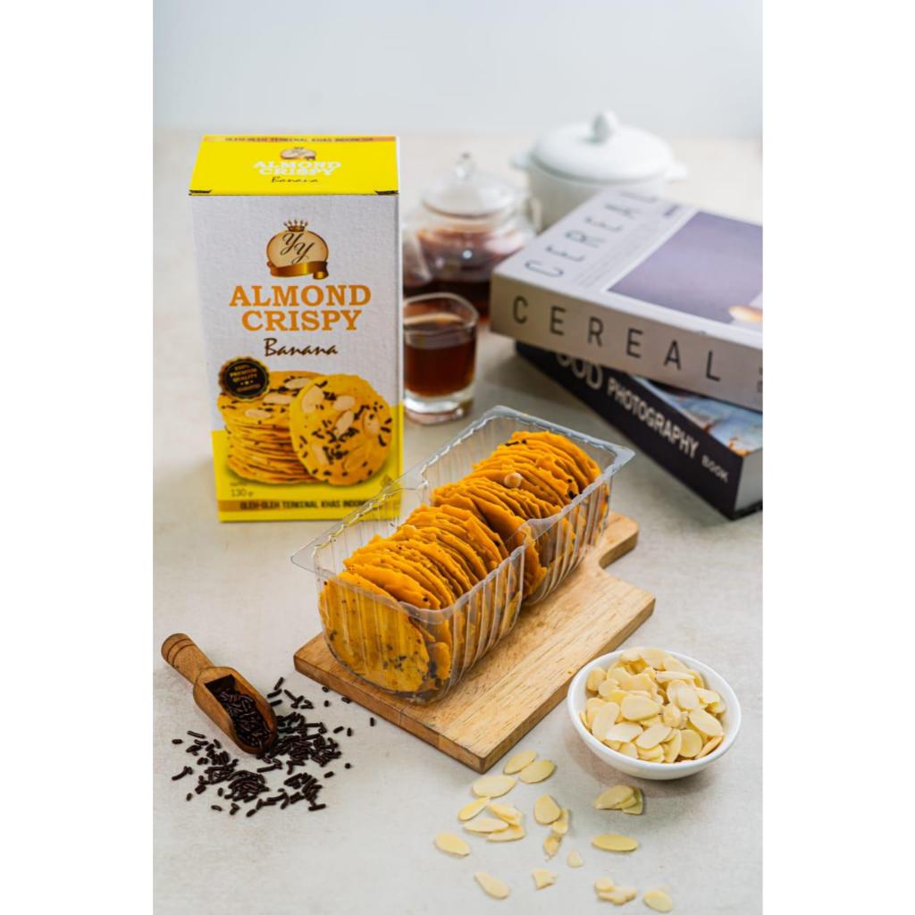 

Almond Crispy Cheese Choco Banana, Oleh-oleh Surabaya dengan rasa yang nikmat dan harga terjangkau