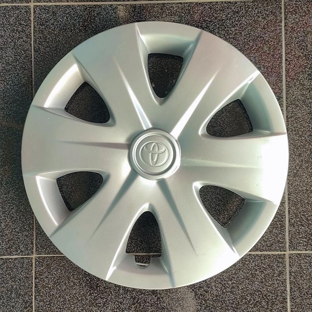 Tutup Velg Wildof Wildop Whell Dop Toyota Kijang Innova Ring 14 Original Copotan ( Harga Satuan )