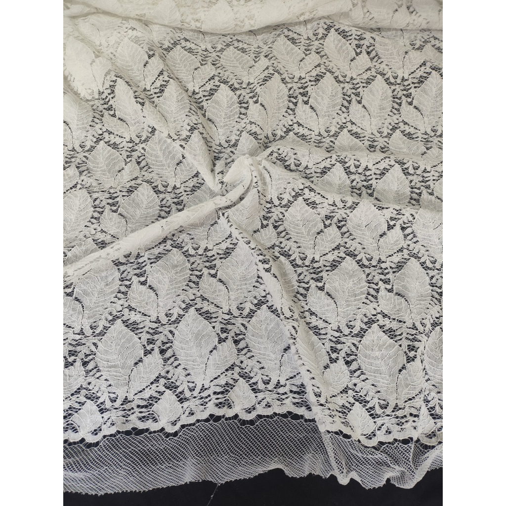 kain brukat putih//bahan brukat putih//kain brukat meteran//bahan brukat meteran