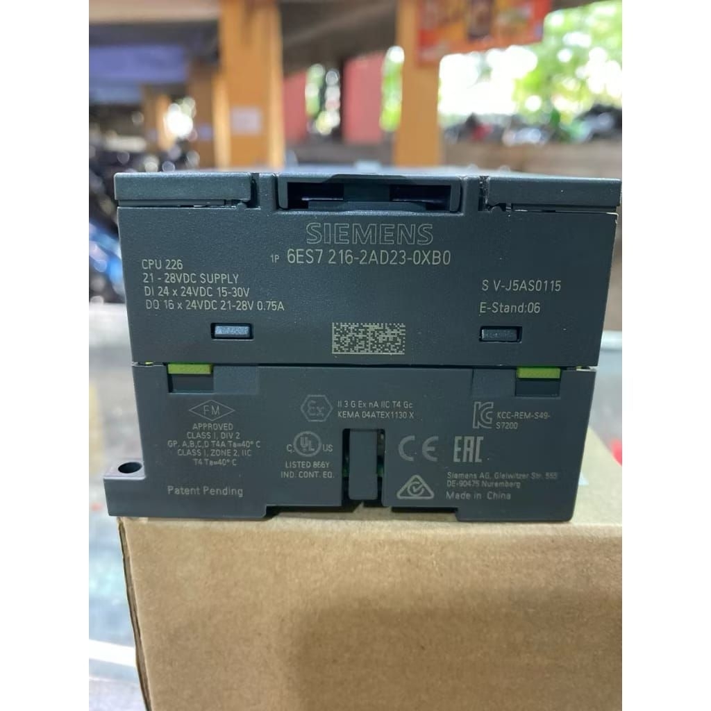 PLC Siemens S7-200 6ES7216-2AD23-0XB0/ 6ES7 216-2AD23-0XB0 CPU 226