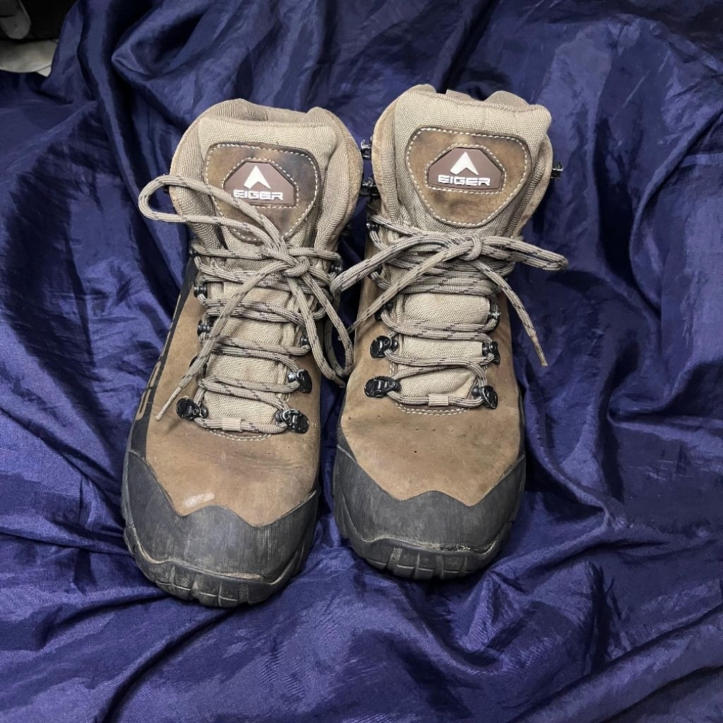 SECOND Eiger Eagle Plum 2.0