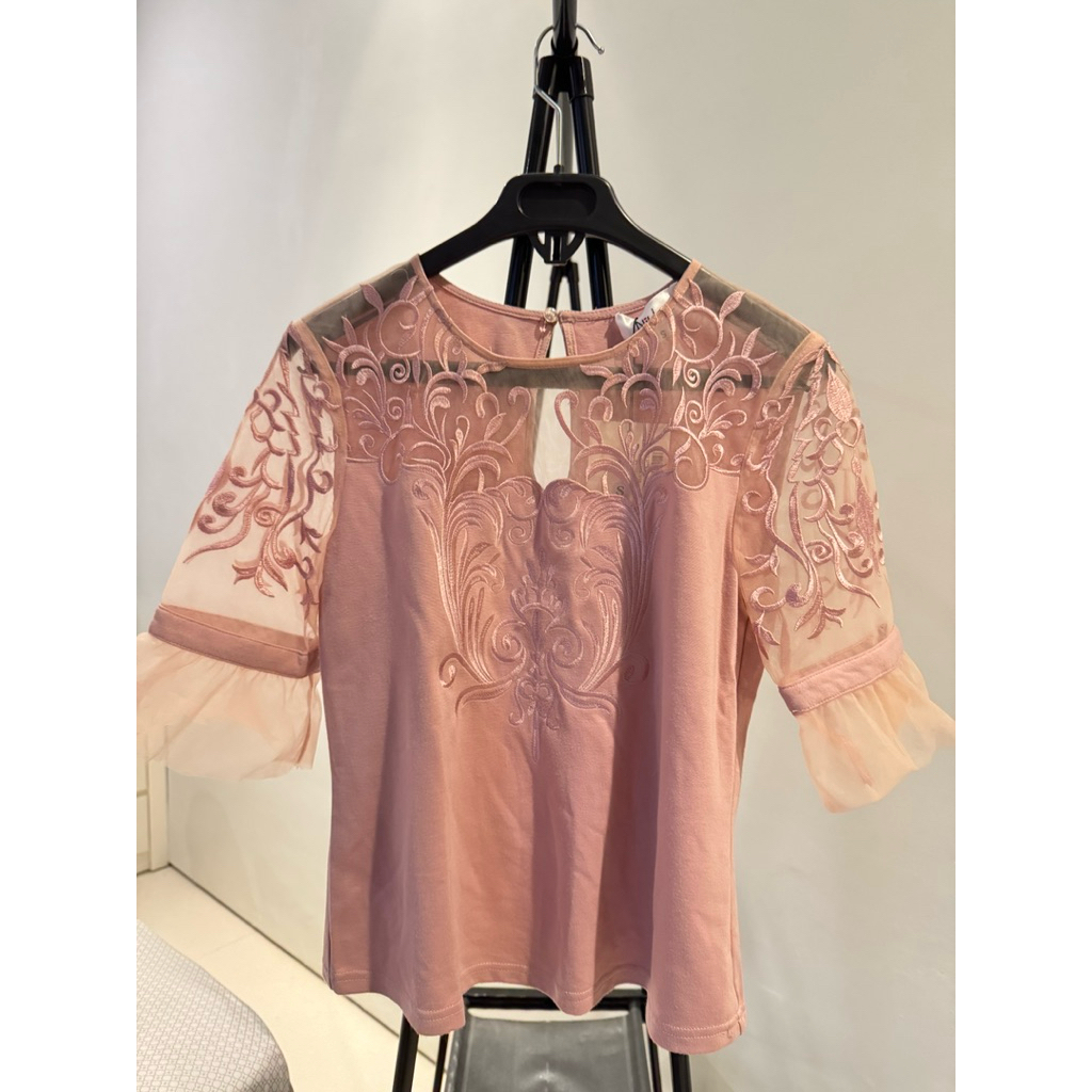 Nikkou Top Blouse Atasan Wanita Brokat Rose Gold (BRAND NEW WITH TAG)