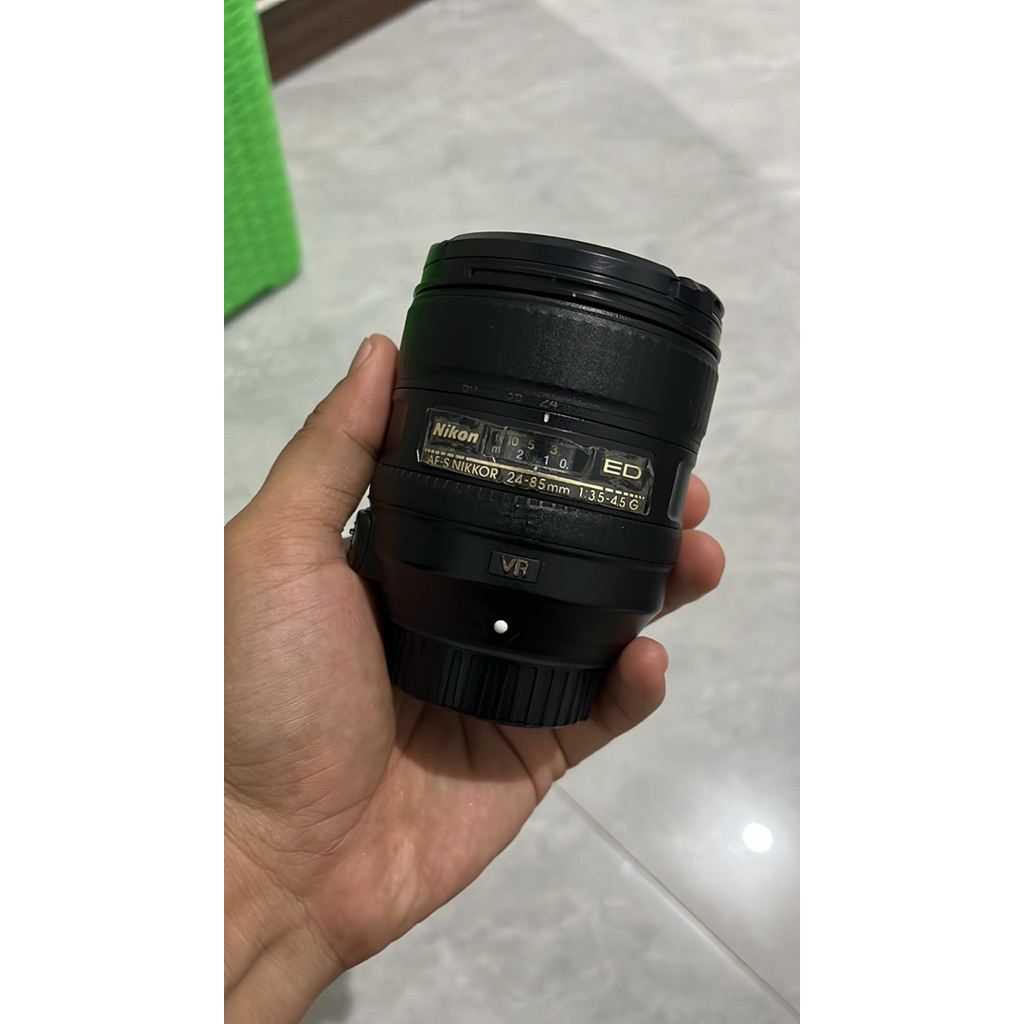 nikon 24-85 f3.5-4.5 VR mulus fullset