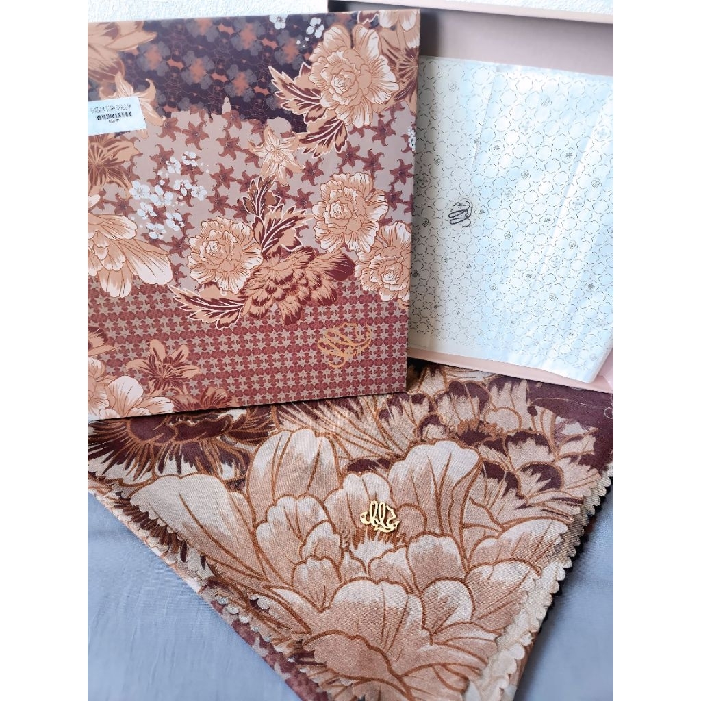 PL HEAVEN LIGHTS Askara Scarf Brown