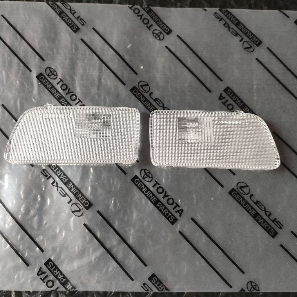 Mika kaca lampu plafon cabin Innova Reborn G original