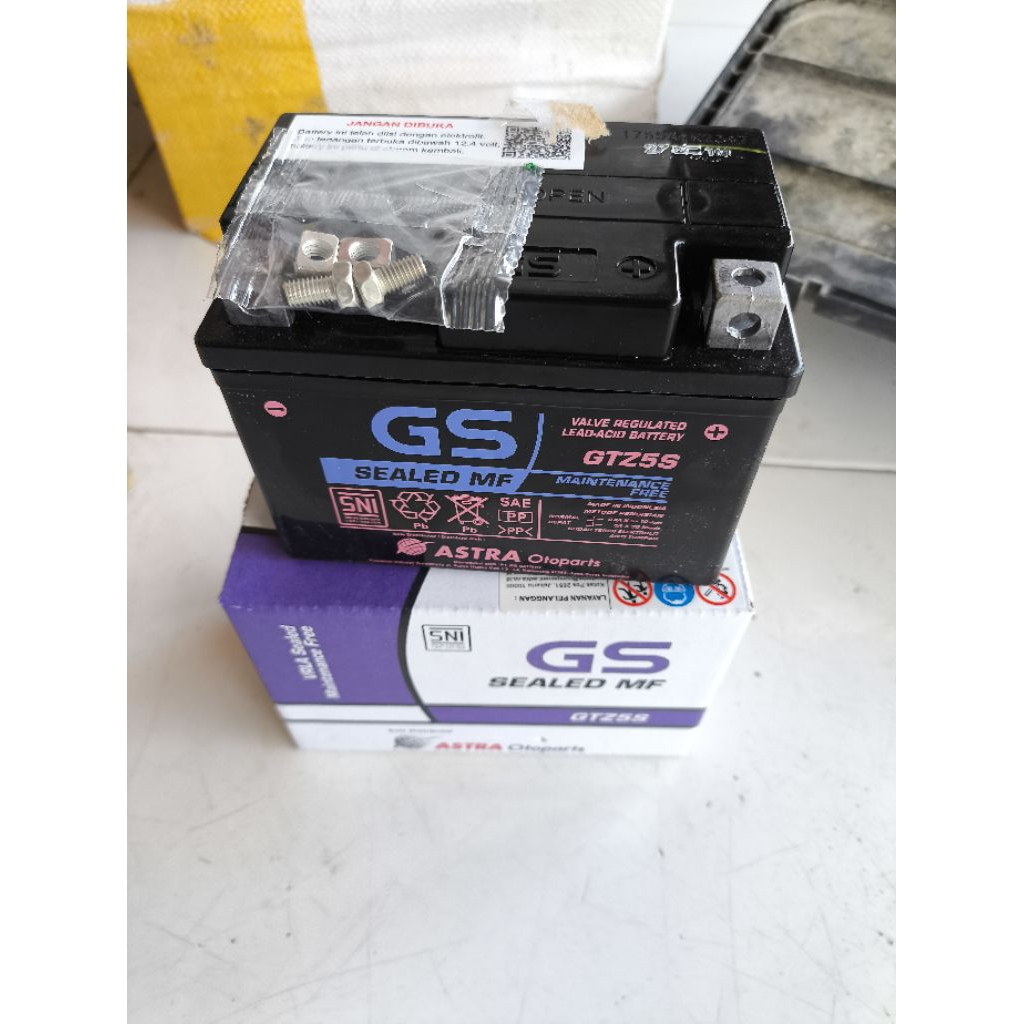 Aki Motor GS GTZ5S Asli Astra otoparts untuk motor supra x 125 karbu dan injeksi, beat karbu dan inj