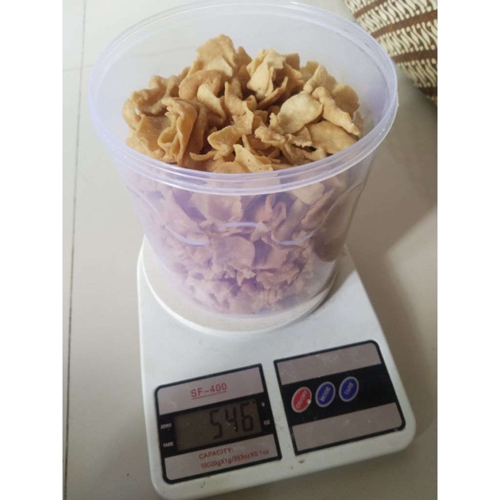 

KERIPIK_BAWANG _KING SIZE /CEMILAN SANTAI/OLEH OLEH KHAS JAKARTA