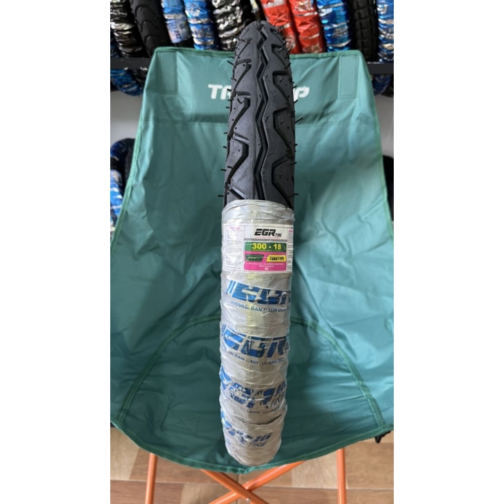 Ban motor ring 18, ukuran 300 - 18. non tubles.