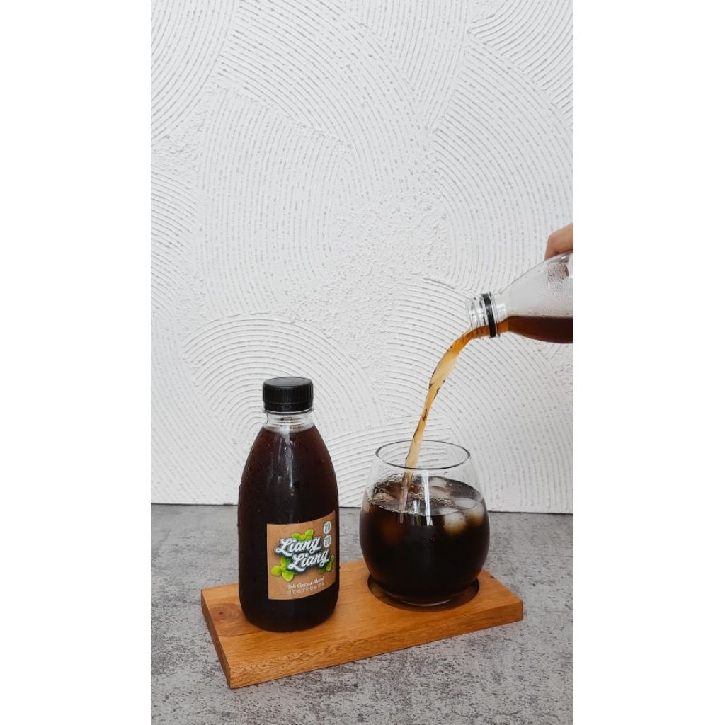

Liang Liang Teh Cincau Hitam 350ml / Grass Jelly Tea