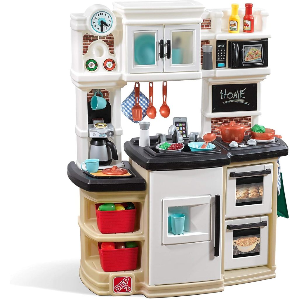 Step2 Great Gourmet Kids Kitchen Playset, Indoor/Outdoor Kitchenette