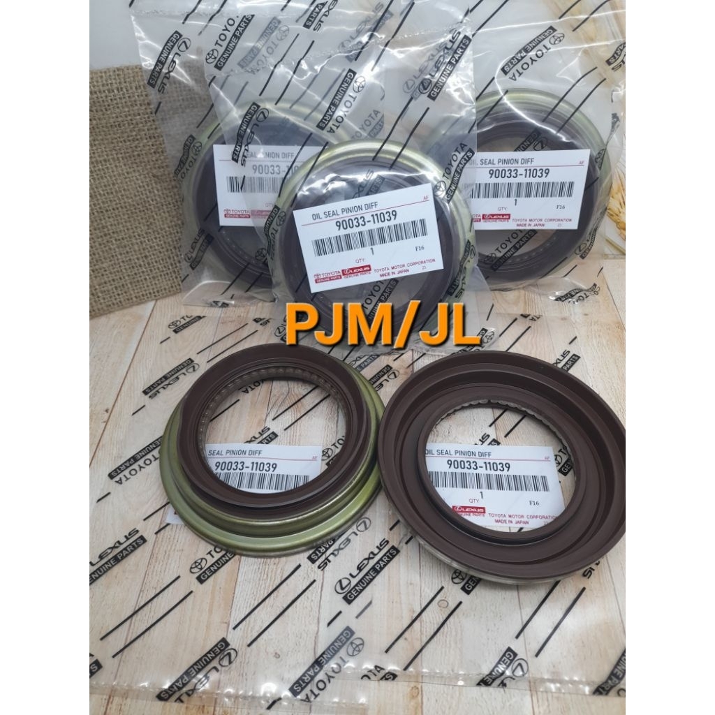 OIL SEAL PINION DIFF SEAL GARDAN TOYOTA DYNA HT125 HT130 HINO DUTRO.