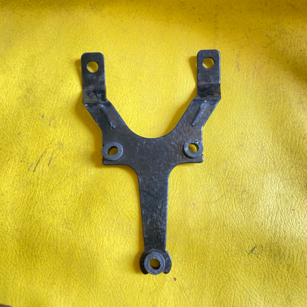 pangkon dudukan Spedometer Suzuki Thunder 125