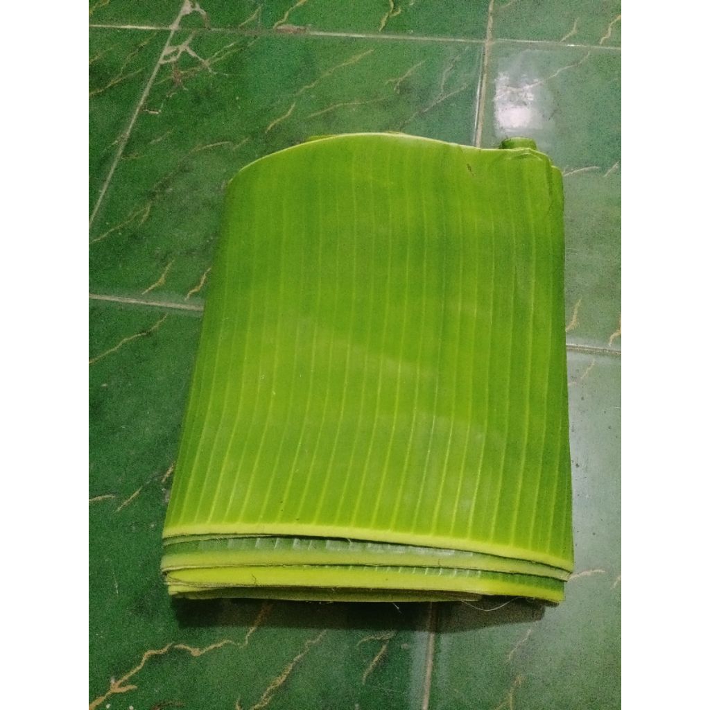 

1kg daun pisang kepok segar,fresh.
