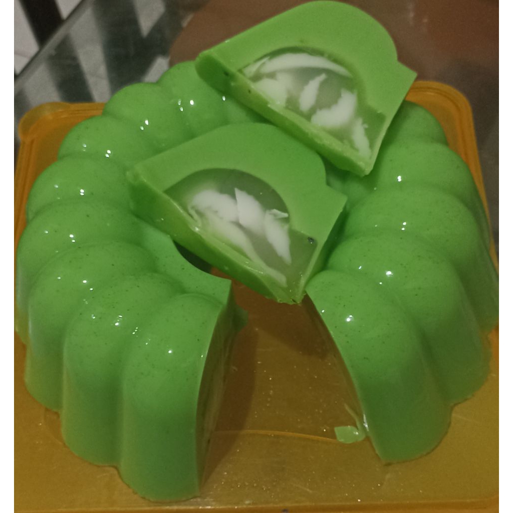 

puding pandan kelapa 22cm