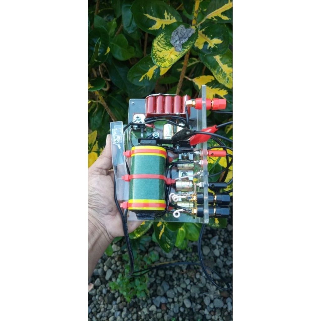 INVERTER PLATINA DC TO AC 12 24 VOLT