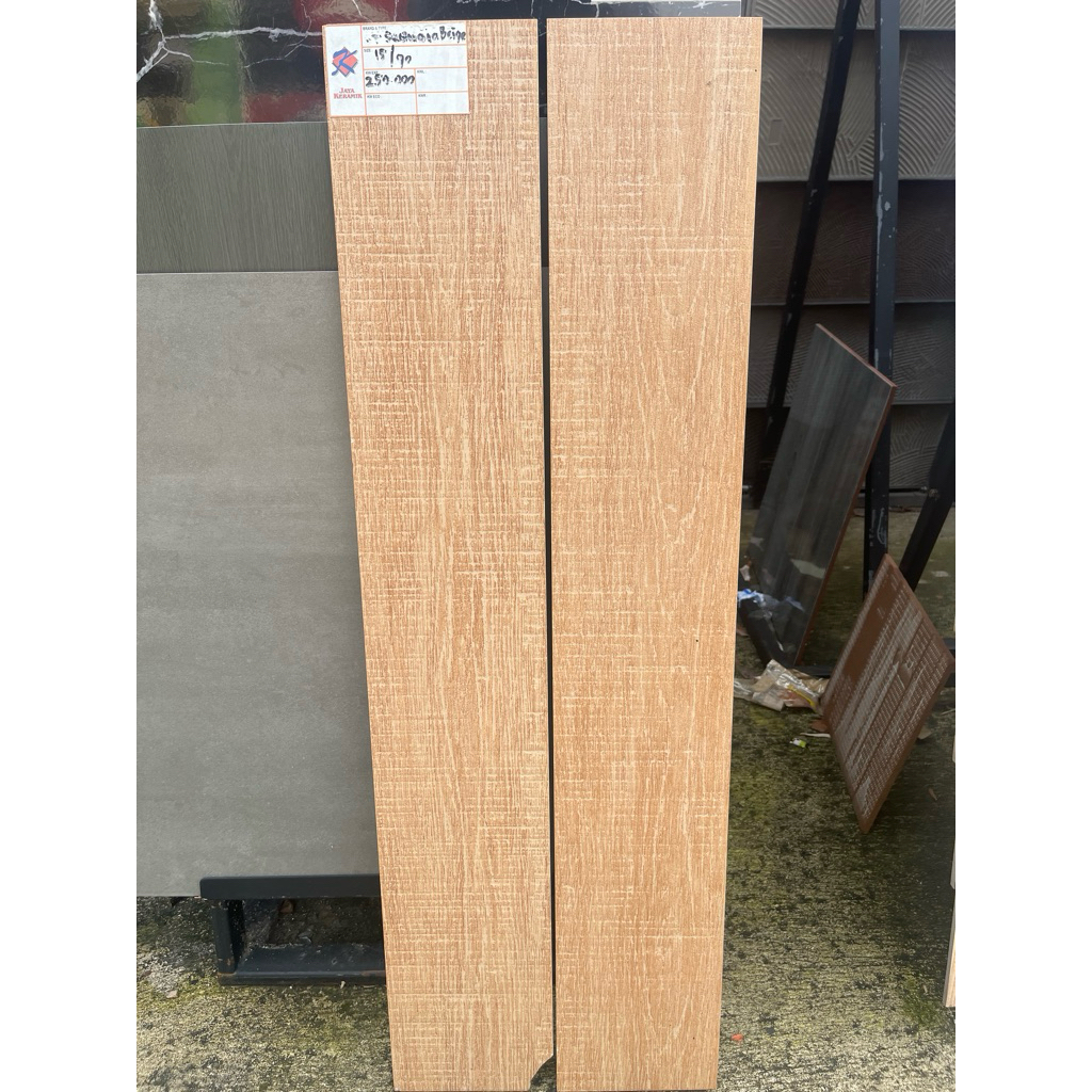 Granit Motif Kayu Roman 90x15