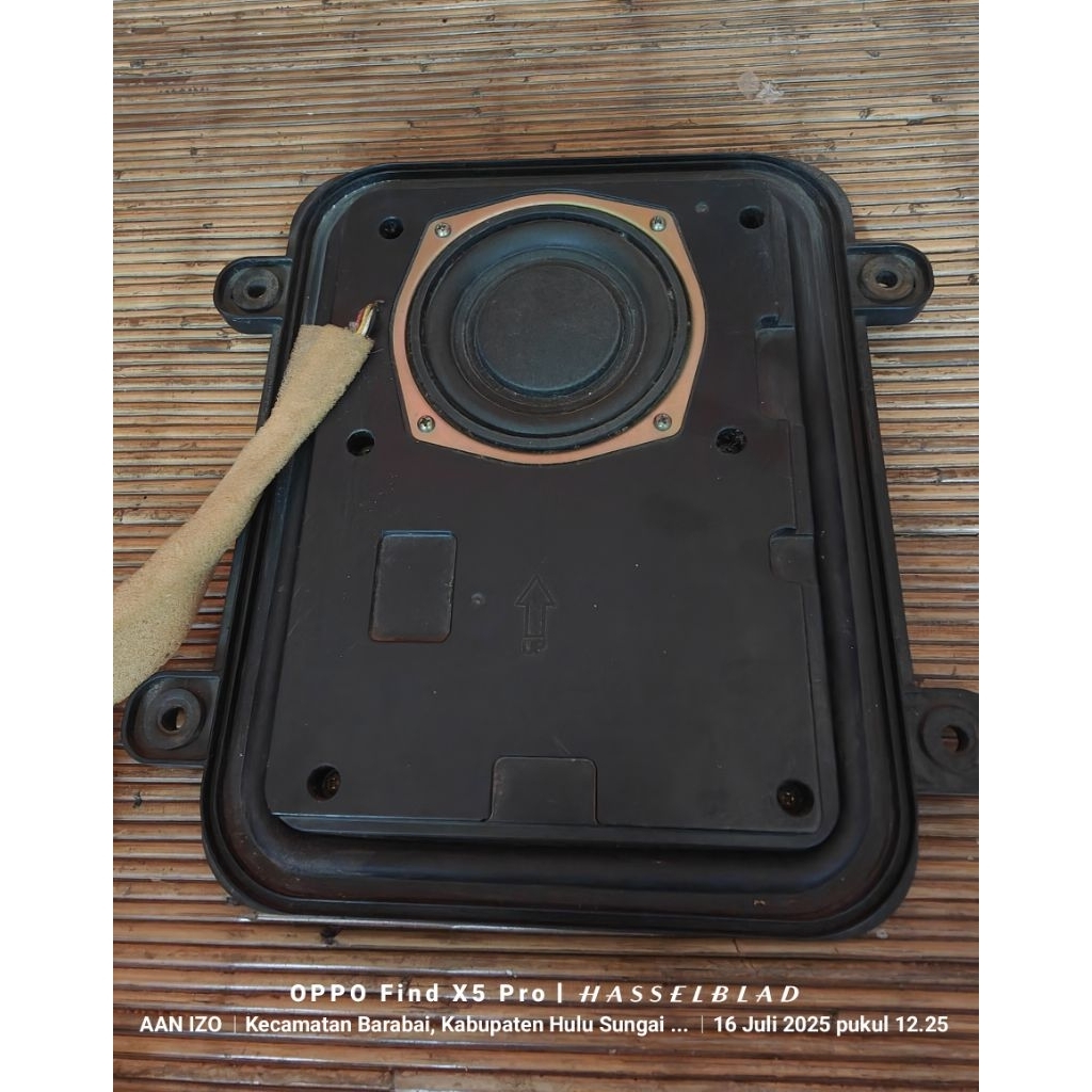 Speaker televisi polytron 32 inch pasif