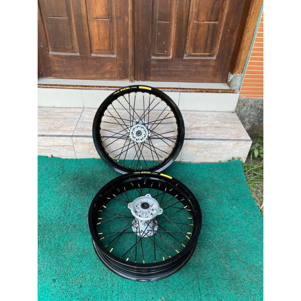 Paket Velg Supermoto KLX 250/300 Dan 300/350 Ring 17 Custome Takasago Excel Asia Tanp Ban Ring 17