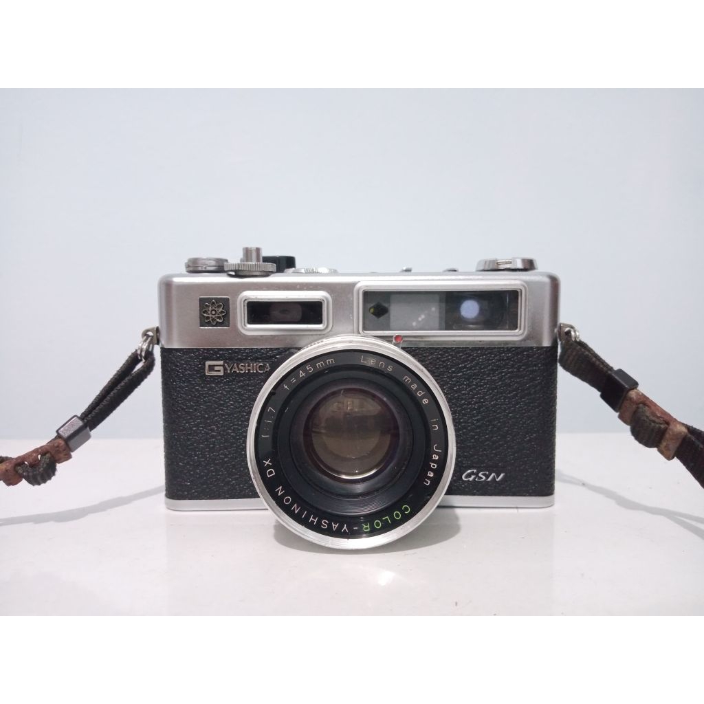 Kamera analog Yashica Electro 35 GSN Fungsi Normal Mulus