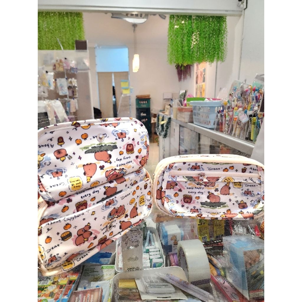 

Pouch Kotak Capybara Fullprint/ Kotak Pensil Karakter Lucu