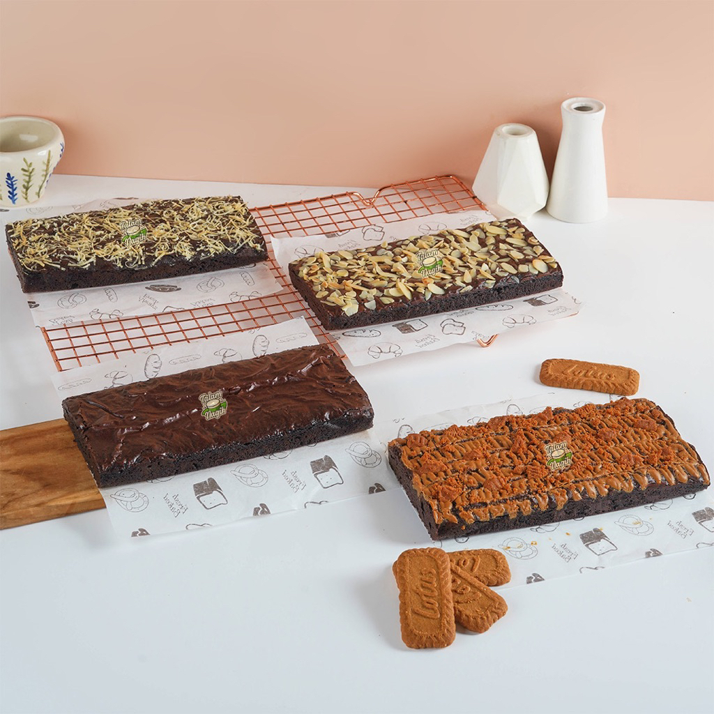

Fudgy Brownies Panggang premium 20x10 cm (butter) by talam nagih - dhianlova