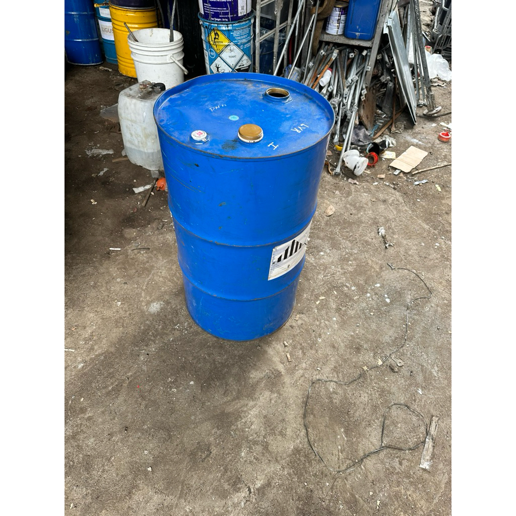 drum besi / tong besi 100 liter bekas parfum
